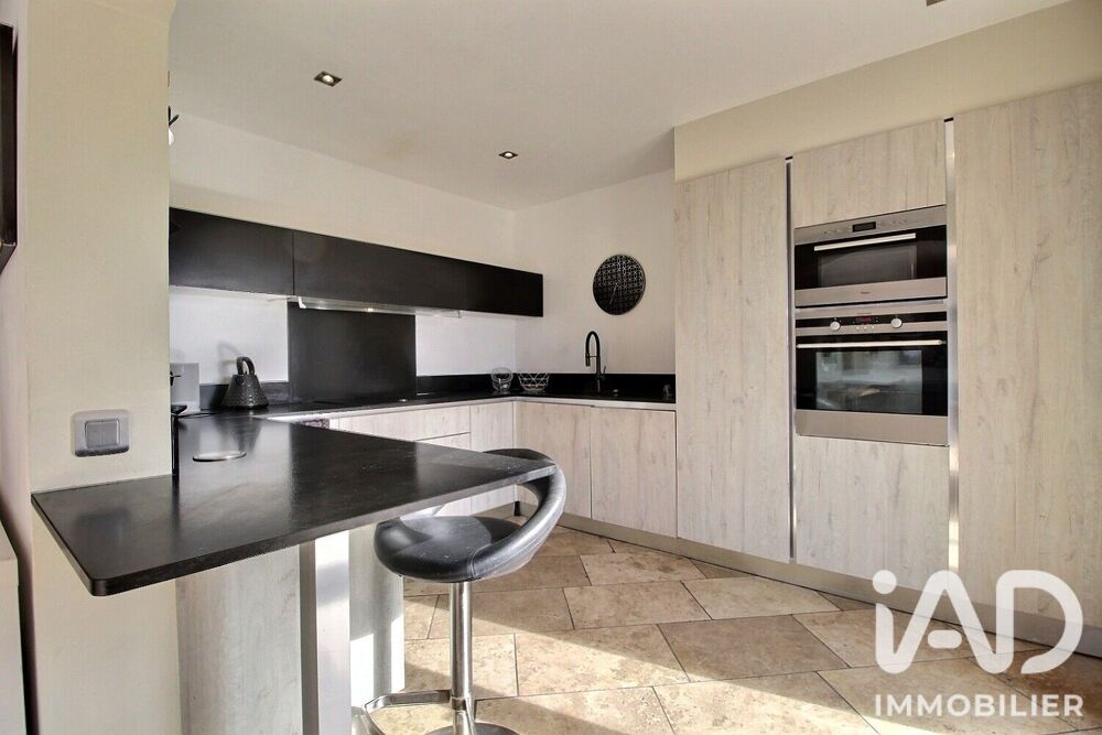 à vendre  Maison La Cadière-d'Azur (83740)