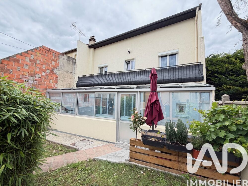 Maison 5 pièces 94 m² · à Villeneuve-le-Roi · 94 m² · 249 000 €