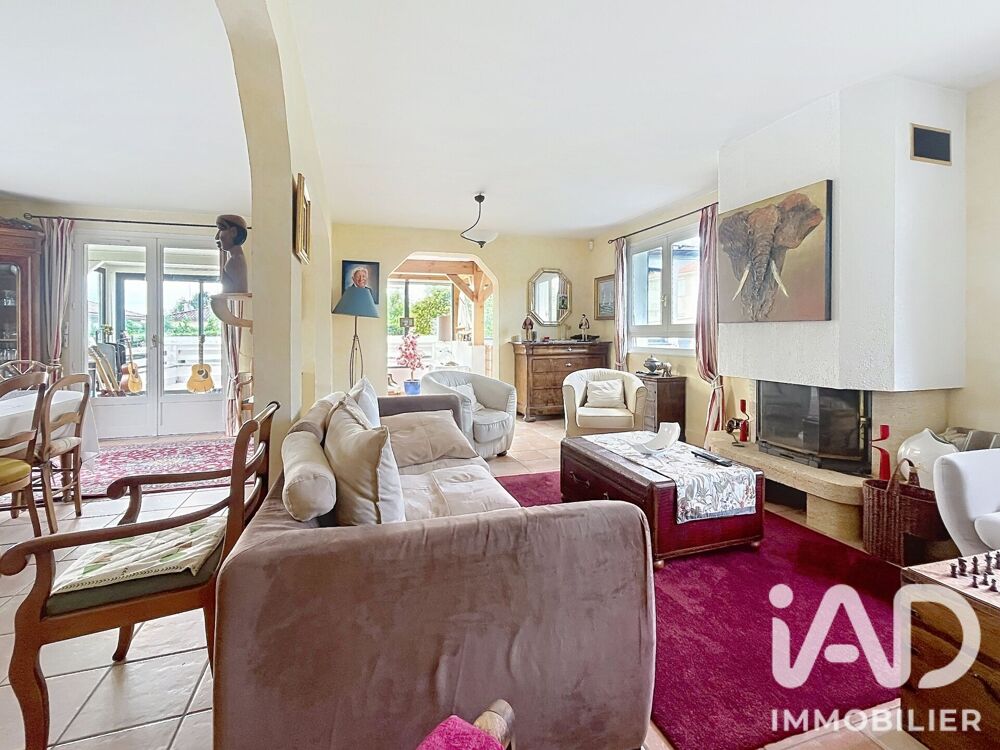 à vendre  Maison Sathonay-Village (69580)