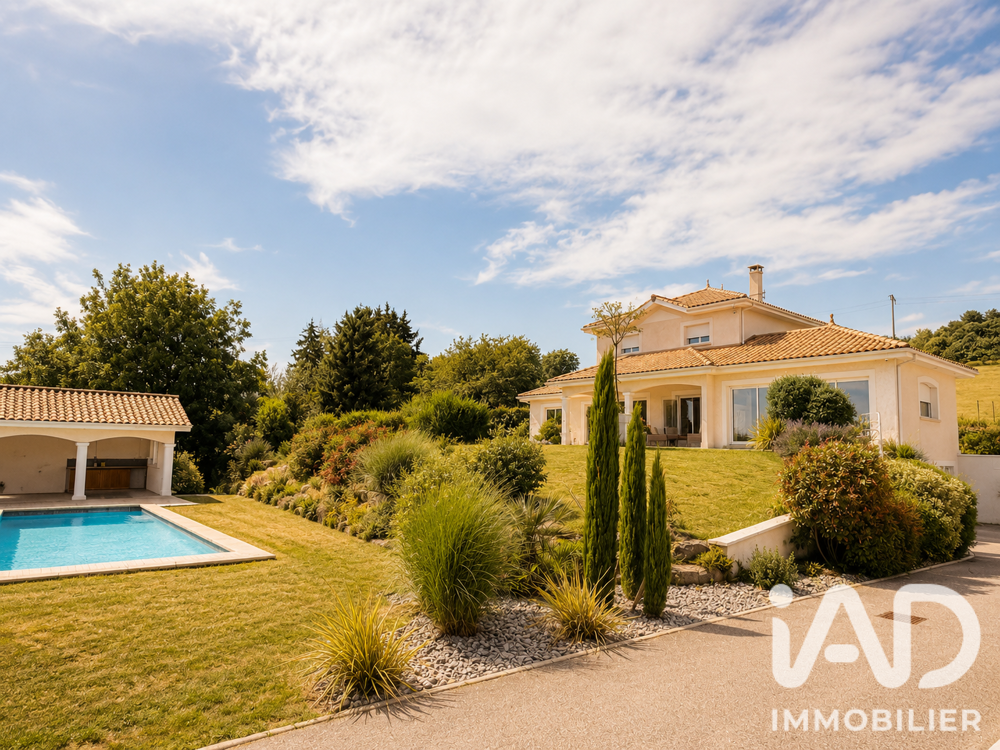 à vendre  Maison Bourgoin-Jallieu (38300)