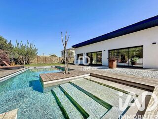  Maison � vendre 8 pi�ces 236 m�