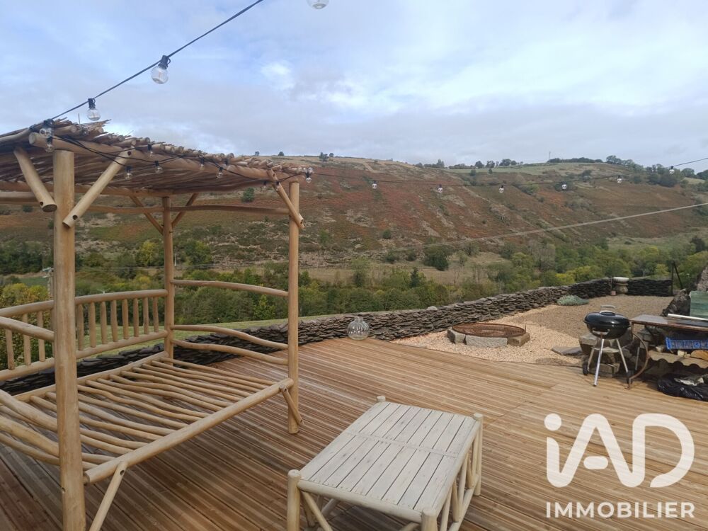 Vente Maison Vente Grange 7 pièces Saint-projet-de-salers