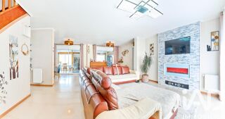  Maison � vendre 10 pi�ces 198 m�
