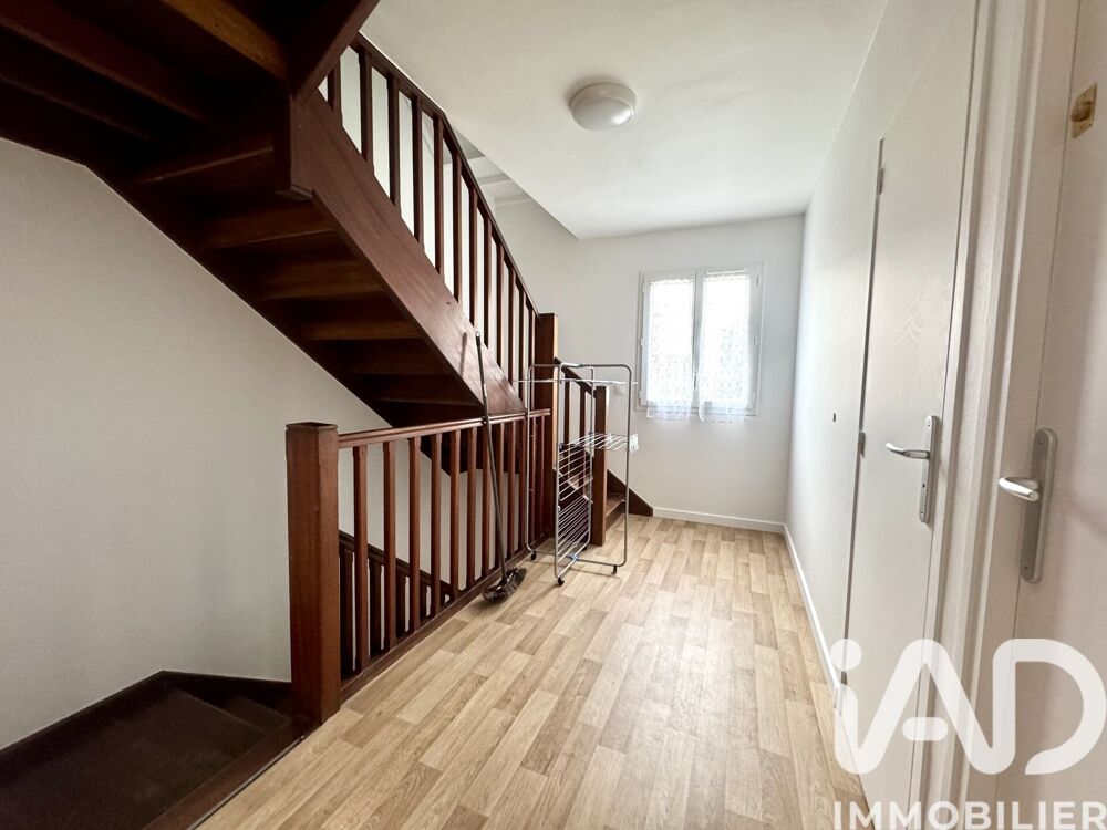 location Appartement - 1 pièce(s) - 9 m² Le Mée-sur-Seine (77350)