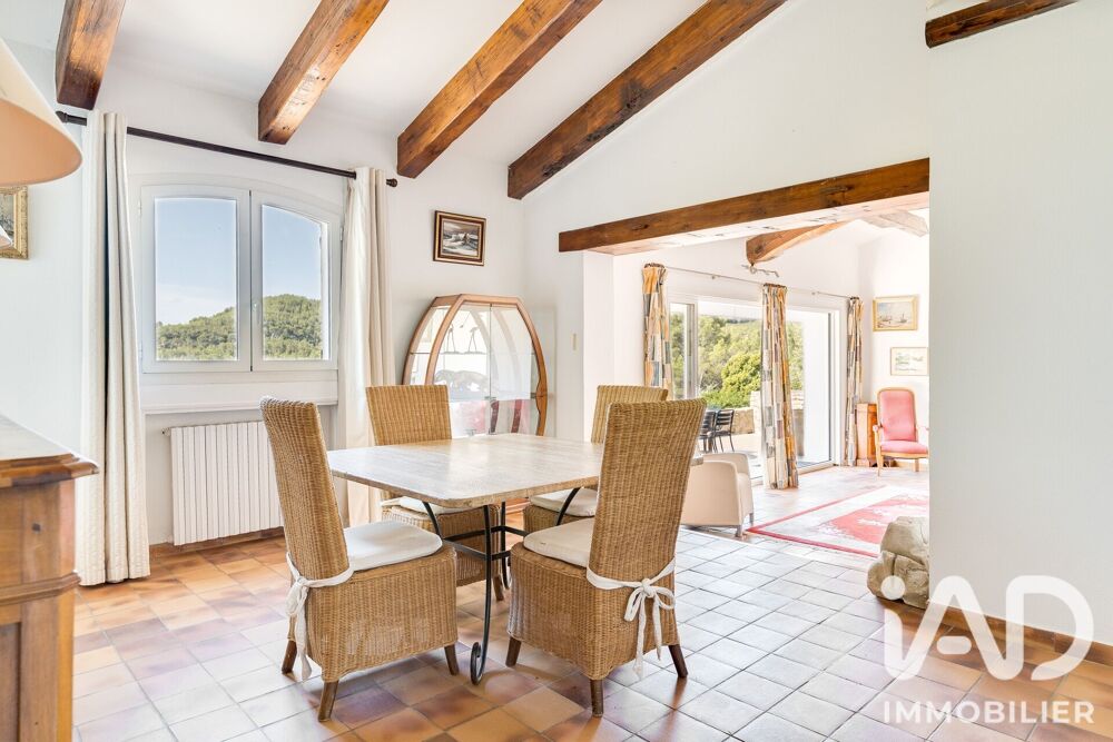 à vendre  Maison La Cadière-d'Azur (83740)