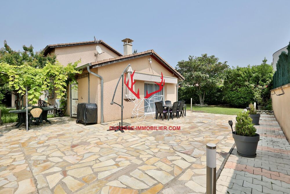 vente Maison - 7 pice(s) - 141 m Vaulx-en-Velin (69120)