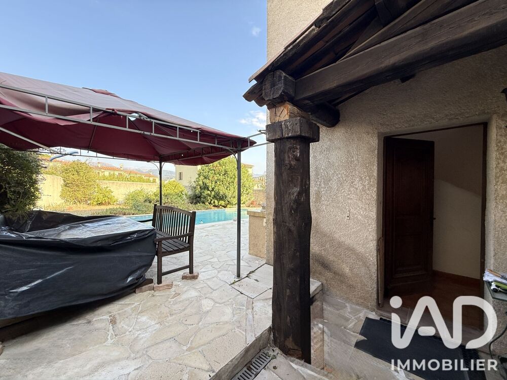 à vendre  Maison Cagnes-sur-Mer (06800)
