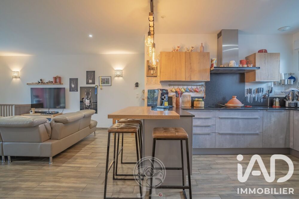 Vente Maison Vente Maison traditionnelle 6 pièces Sainte-marie-aux-chênes