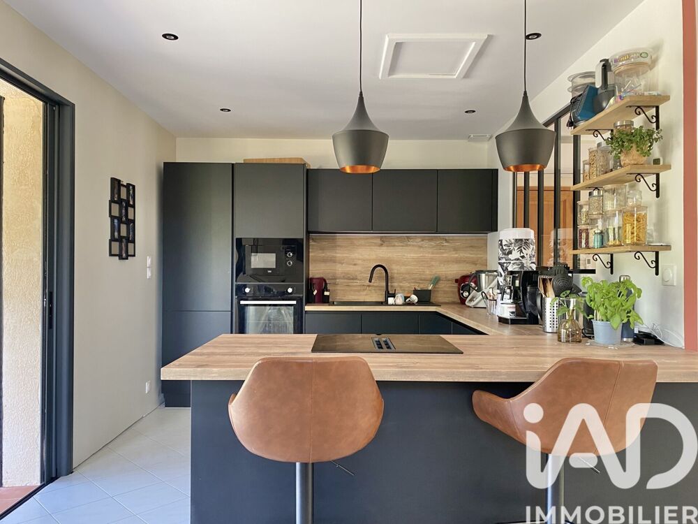 vente Maison - 4 pièce(s) - 101 m² Pourrières (83910)