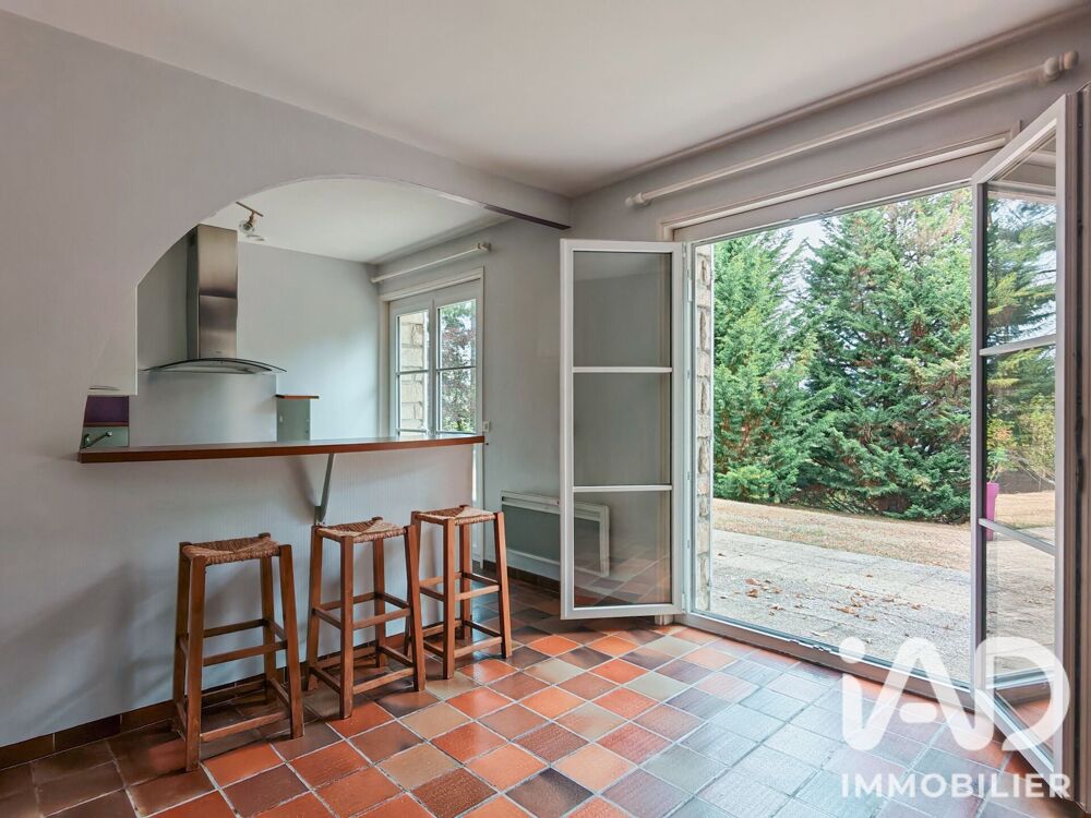 à vendre  Maison Saint-Genest-Lerpt (42530)