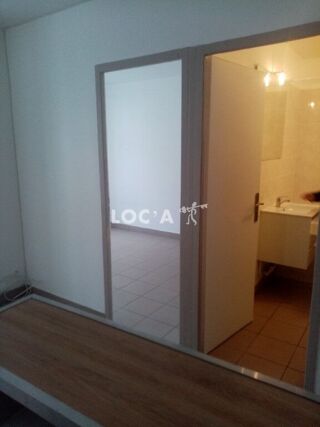  Appartement à louer 1 pièce 34 m²