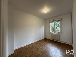  Appartement à louer 5 pièces 86 m²