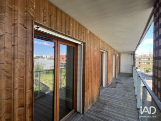  Appartement à louer 3 pièces 74 m²