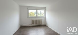  Appartement à louer 4 pièces 77 m²