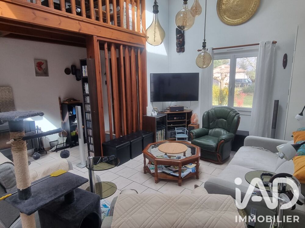 Vente Maison Vente Maison traditionnelle 5 pièces Sainte-colombe-en-bruilhois