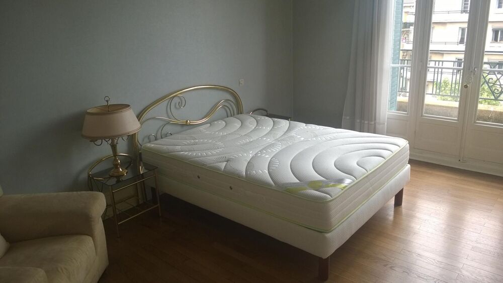 location Appartement - 6 pièce(s) - 146 m² Grenoble (38000)