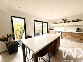  Maison � vendre 8 pi�ces 210 m�