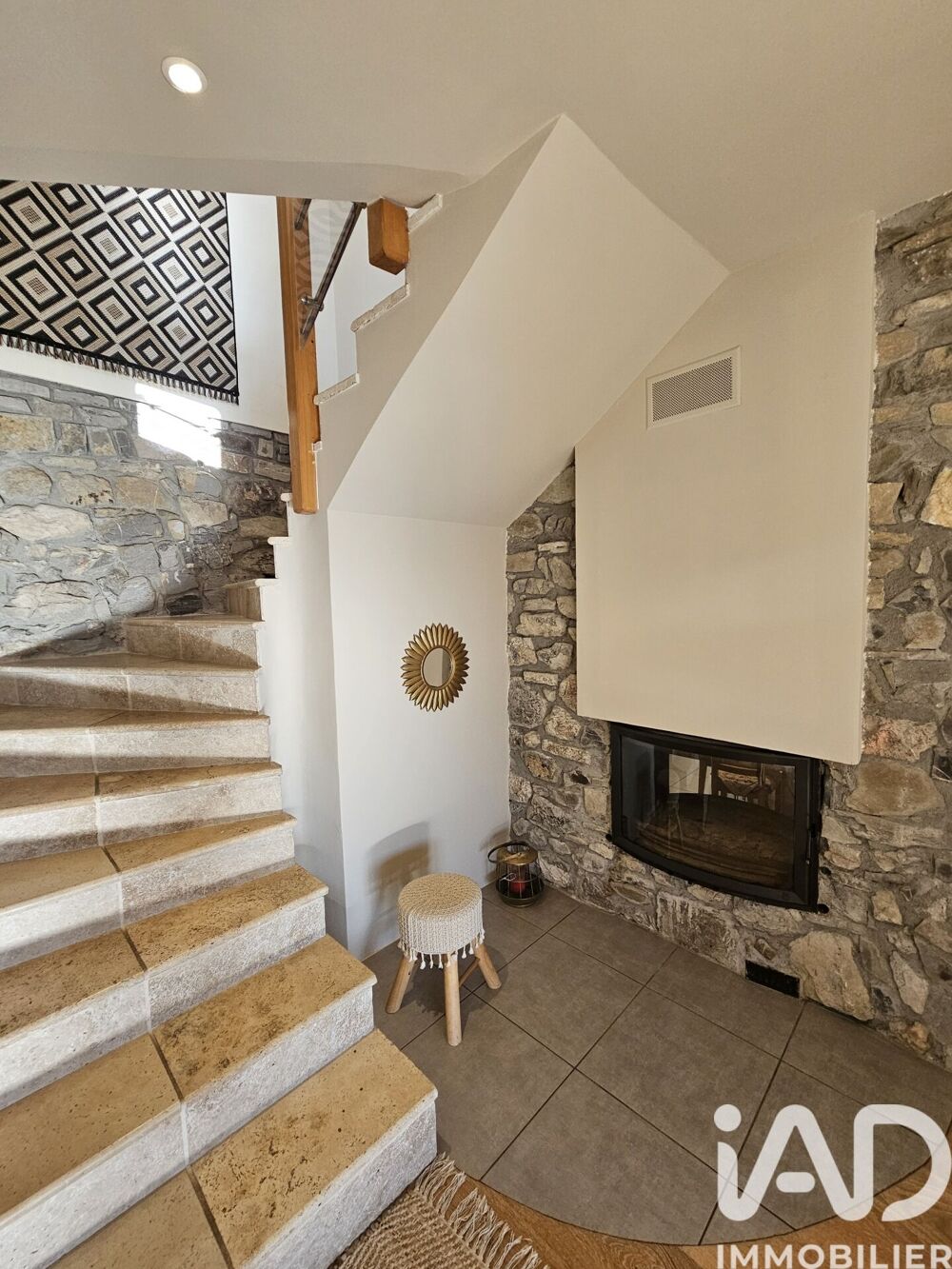 à vendre  Maison Saint-Apollinaire (05160)