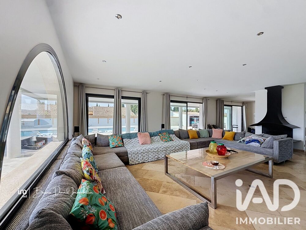 vente Maison - 9 pièce(s) - 318 m² Pierrefeu-du-Var (83390)