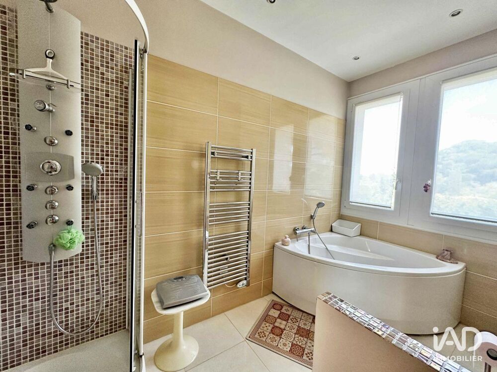 à vendre  Appartement Saint-Raphaël (83700)