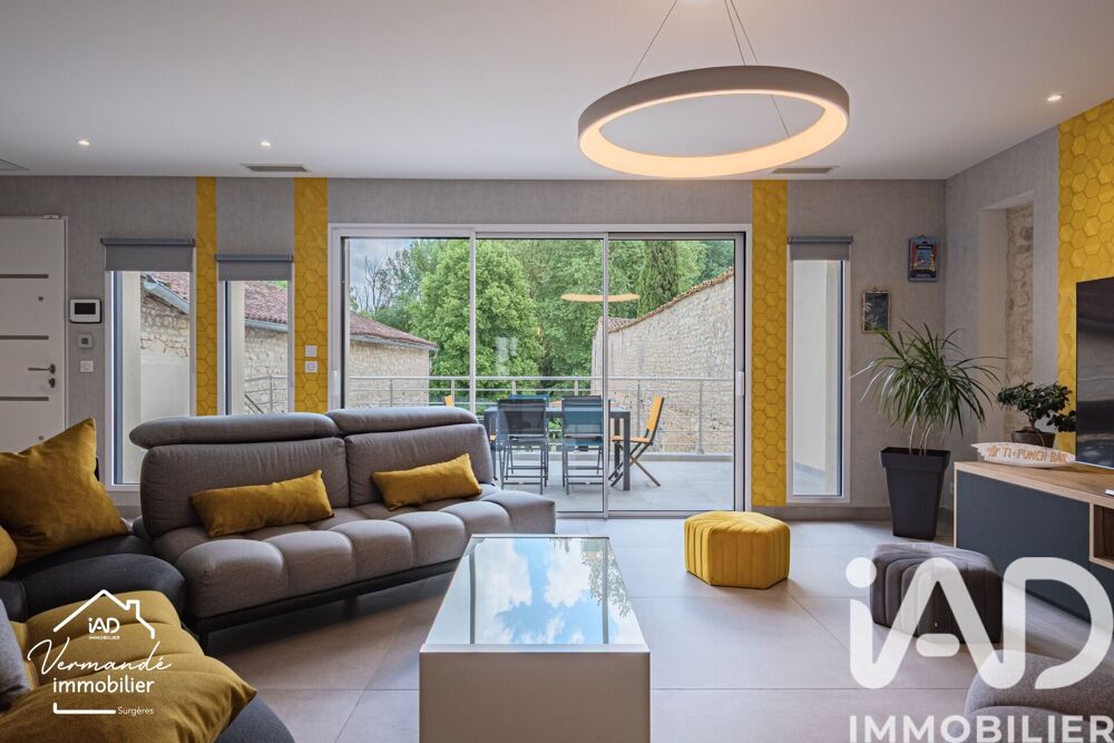 Vente Maison Vente Maison/villa 10 pièces Saint-jean-d'angély
