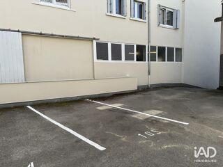  Parking / Garage à louer 9 m²