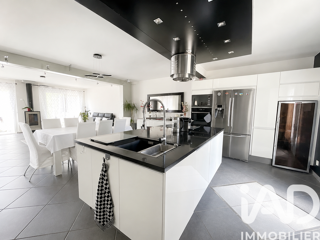  Maison � vendre 8 pi�ces 150 m�