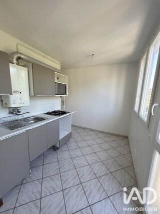  Appartement à louer 3 pièces 55 m²