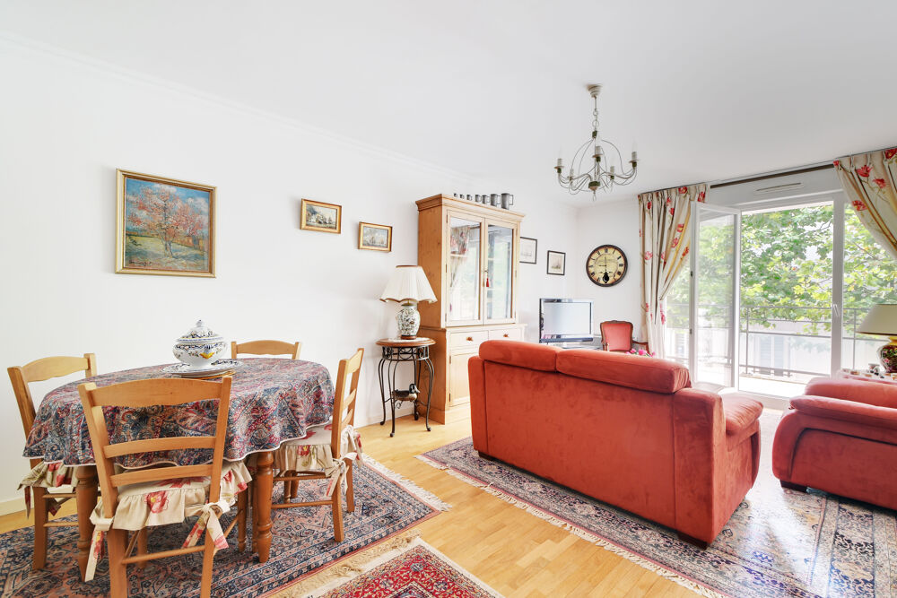 Vente Appartement 3 pièces 65 m² plein sud, balcon, box et cave, sans travaux La garenne colombes