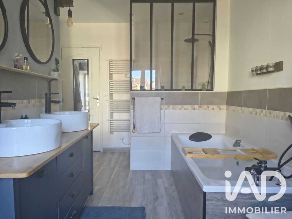 vente Maison - 5 pièce(s) - 145 m² Auneau (28700)