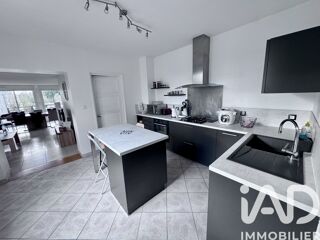  Maison à louer 6 pièces 122 m²