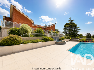  Maison à vendre 10 pièces 269 m²