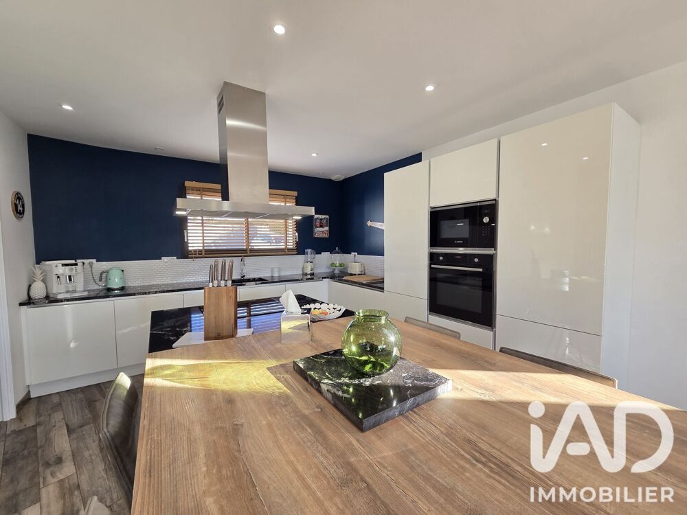 à vendre  Maison Vouneuil-sous-Biard (86580)