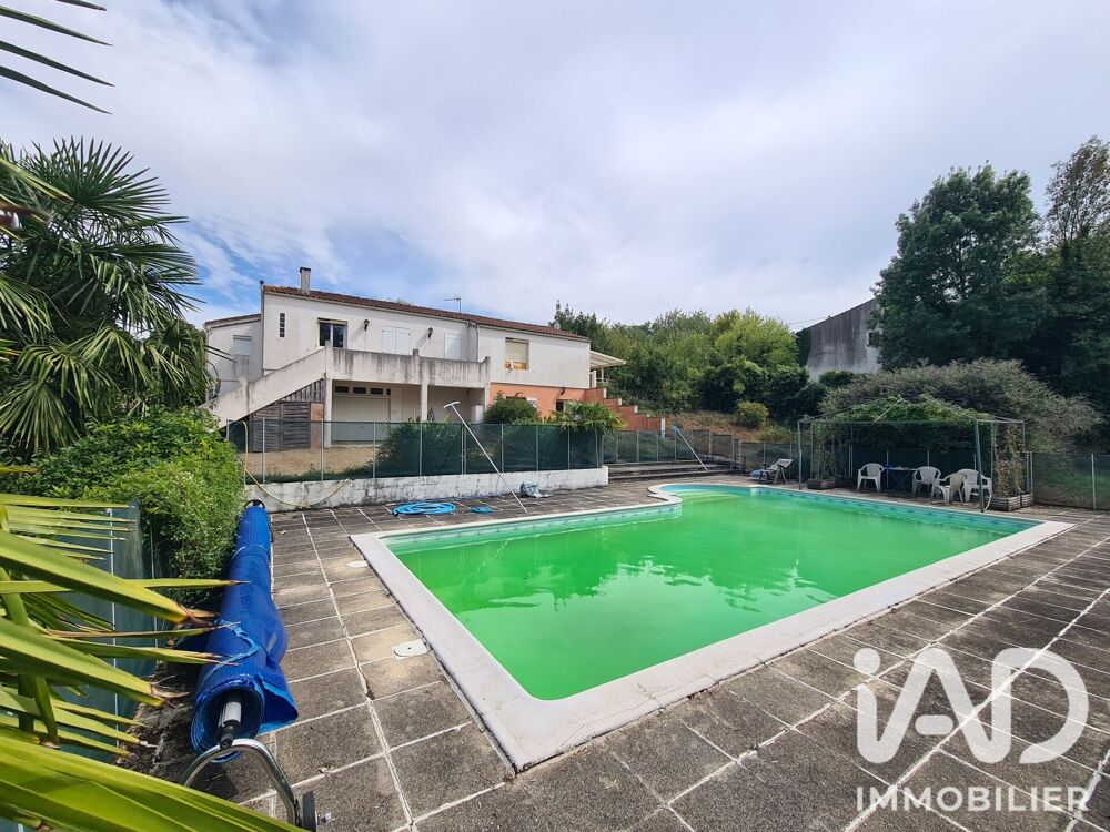 Vente Maison Vente Maison traditionnelle 5 pièces Saint-jean-d'angély