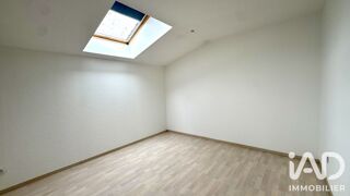  Appartement à louer 5 pièces 154 m²
