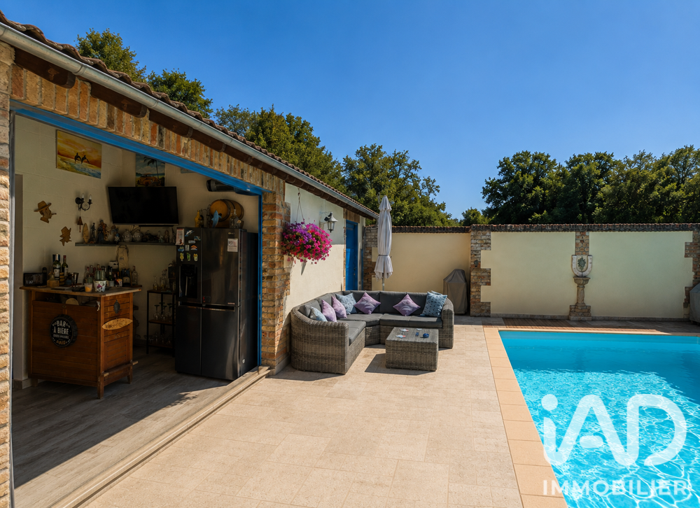 à vendre  Maison Saint-Dizier-les-Domaines (23270)