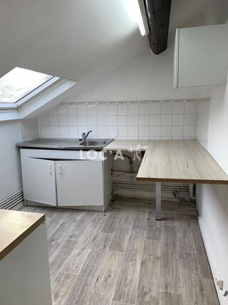  Appartement à louer 3 pièces 48 m²
