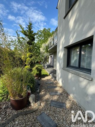  Maison � vendre 9 pi�ces 220 m�