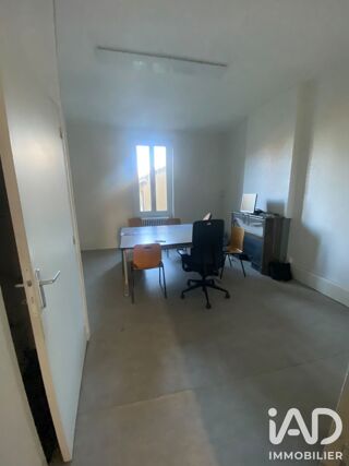  Immeuble à vendre 200 m²