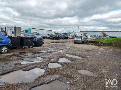   Vente Local d'activités 695 m&sup2; 