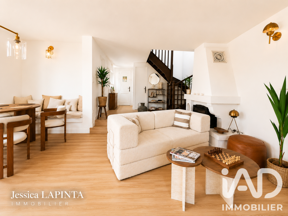 Vente Maison Vente Maison traditionnelle 4 pièces Six-fours-les-plages