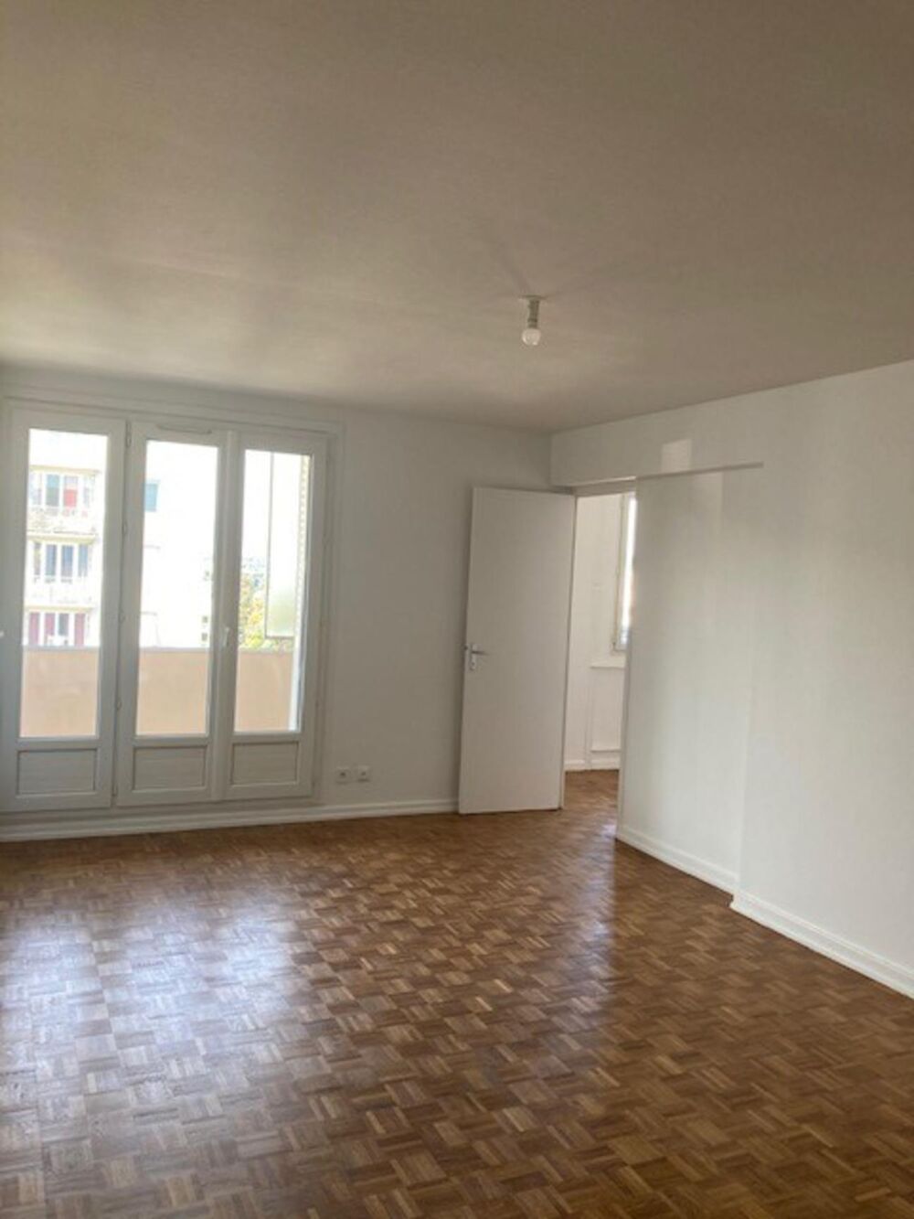location Appartement - 4 pièce(s) - 82 m² Lyon 5