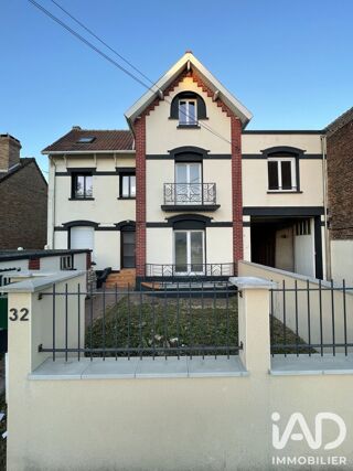  Immeuble à vendre 214 m²