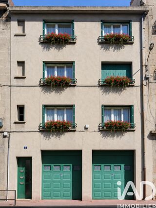 Immeuble à vendre 233 m²