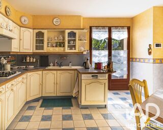  Maison à vendre 8 pièces 242 m²