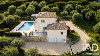  Maison à vendre 6 pièces 340 m²