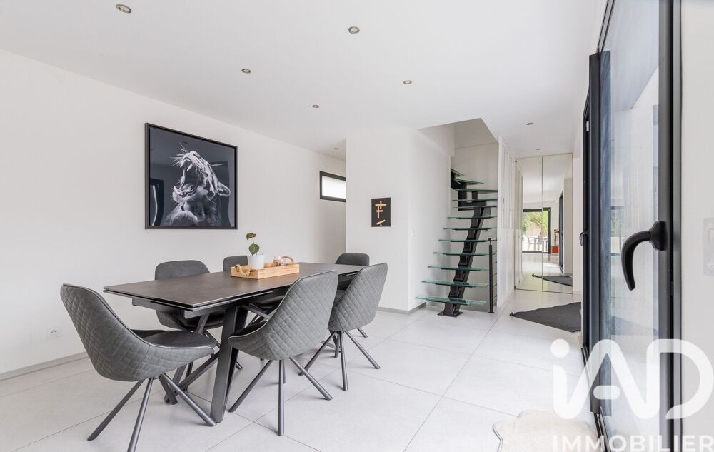 � vendre  Maison Sainte-Genevi�ve-des-Bois (91700)