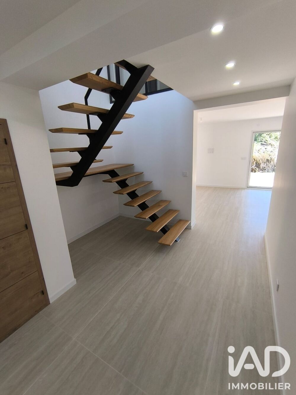 vente Maison - 6 pièce(s) - 147 m² Semoy (45400)