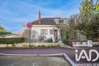  Maison � vendre 9 pi�ces 241 m�