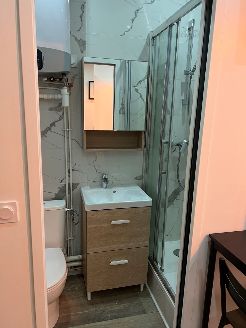 Studio refait a neuf 13,17 m2 Metro Gambetta